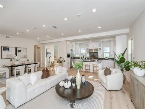 56 Chasma , Irvine, CA