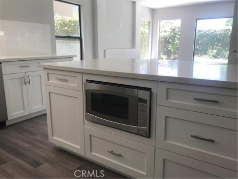 27 Alameda , Irvine, CA