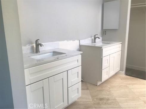 27 Alameda , Irvine, CA