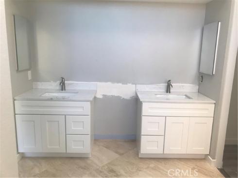 27 Alameda , Irvine, CA