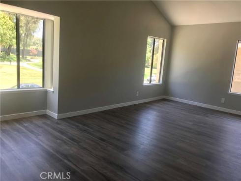 27 Alameda , Irvine, CA