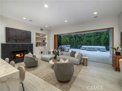 46 Woods Trail , Irvine, CA