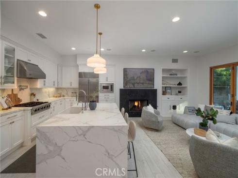 46 Woods Trail , Irvine, CA