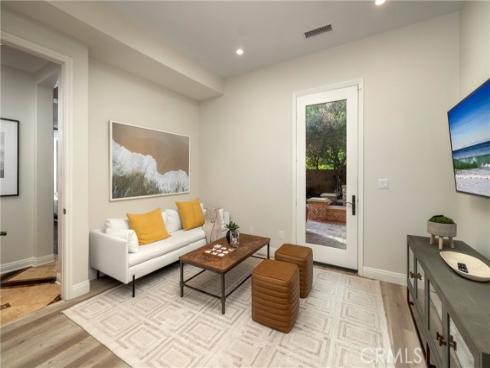 46 Woods Trail , Irvine, CA