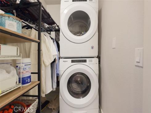 390  Deerfield  , Irvine, CA