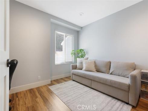 390  Deerfield  , Irvine, CA