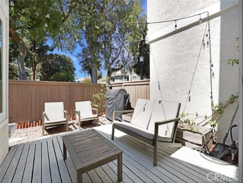 390  Deerfield  , Irvine, CA