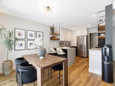 390  Deerfield  , Irvine, CA