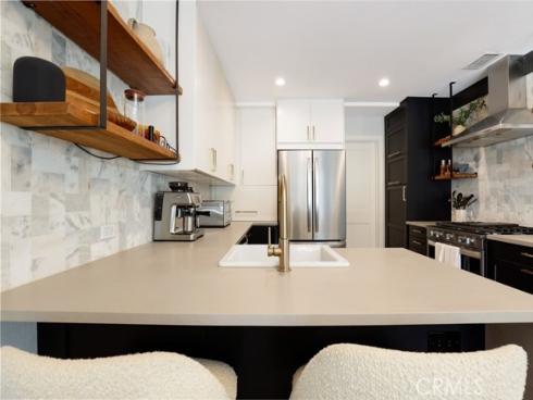 390  Deerfield  , Irvine, CA