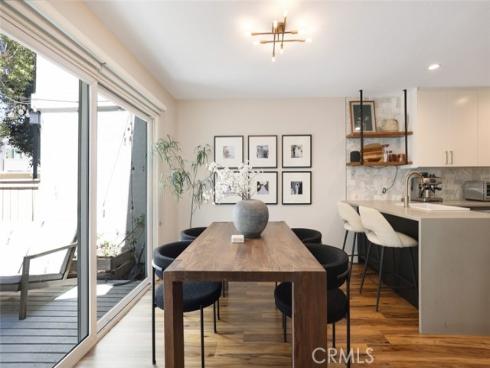 390  Deerfield  , Irvine, CA