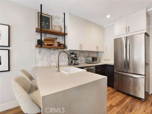 390  Deerfield  , Irvine, CA