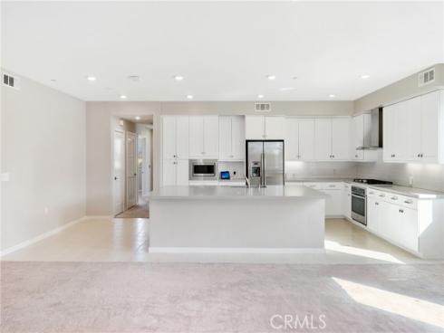 202 Tribeca , Irvine, CA