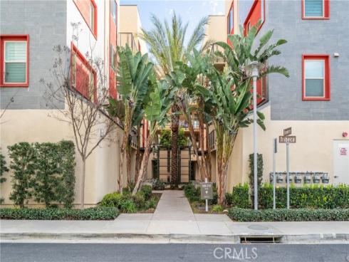 202 Tribeca , Irvine, CA