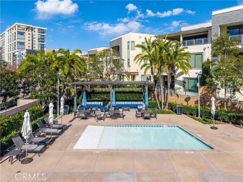 202 Tribeca , Irvine, CA