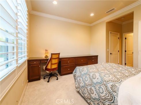 65  Rolling Green  , Irvine, CA