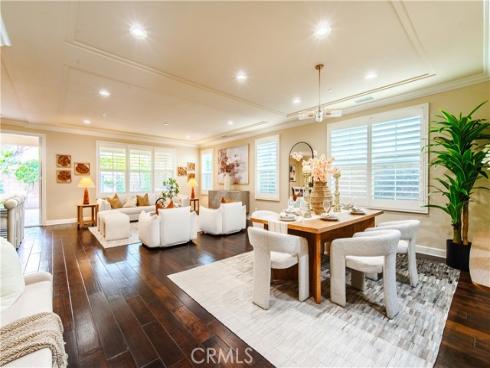 65 Rolling , Irvine, CA