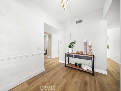 15 Bascom , Irvine, CA