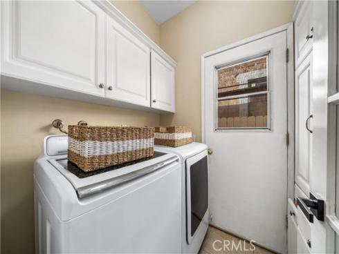 15 Bascom , Irvine, CA