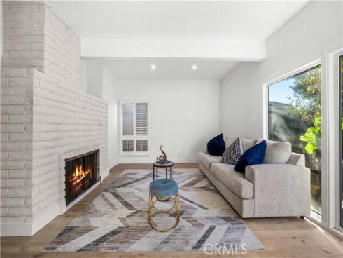 15 Bascom , Irvine, CA