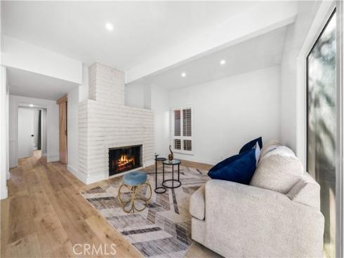 15 Bascom , Irvine, CA