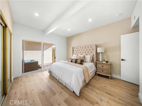 15 Bascom , Irvine, CA