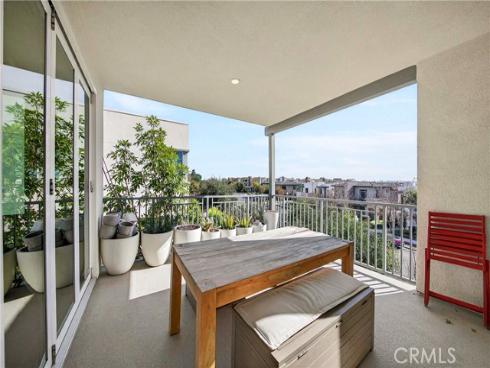 335 Magnet , Irvine, CA