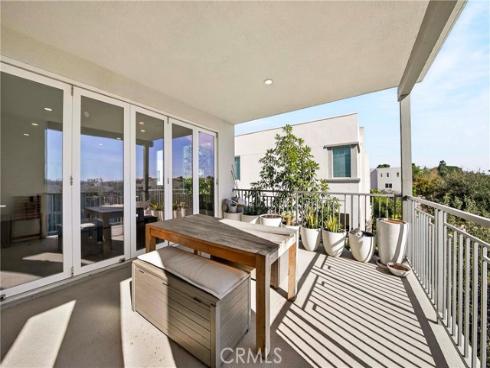 335 Magnet , Irvine, CA