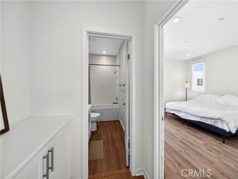 335 Magnet , Irvine, CA