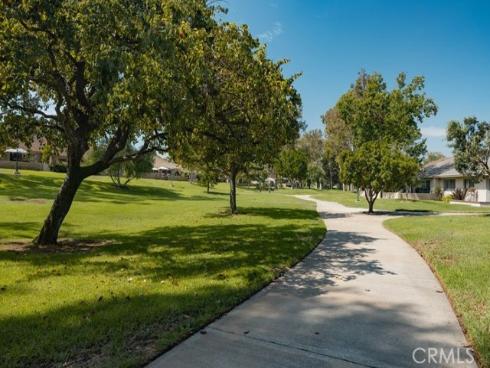 39 S Dogwood  , Irvine, CA
