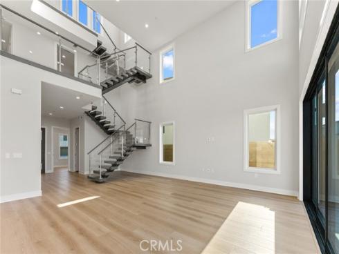 209 Stage , Irvine, CA