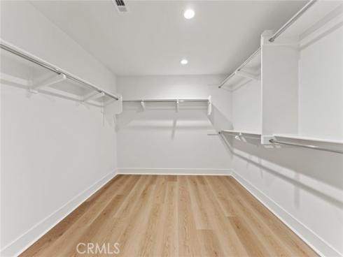 209 Stage , Irvine, CA