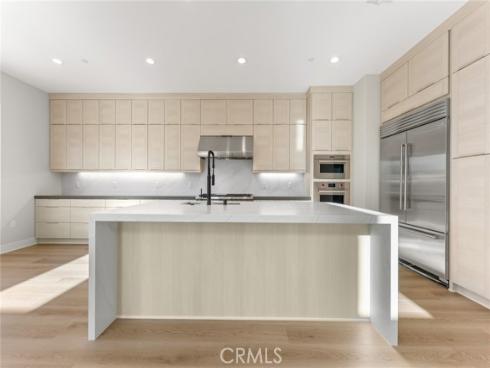 209 Stage , Irvine, CA