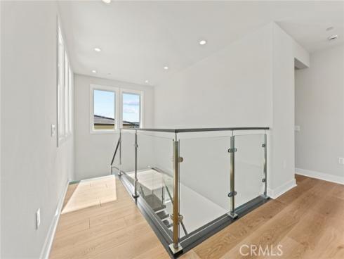 209 Stage , Irvine, CA