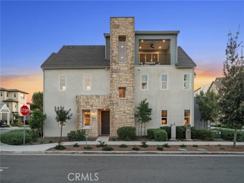 126 Scale , Irvine, CA