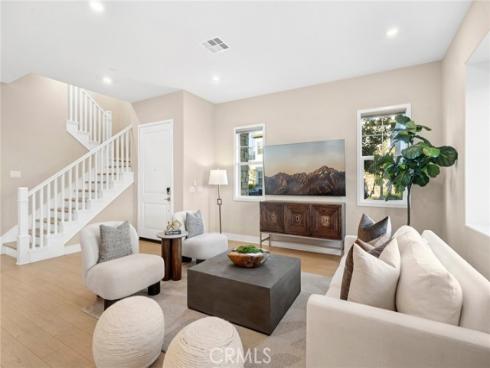 126 Scale , Irvine, CA