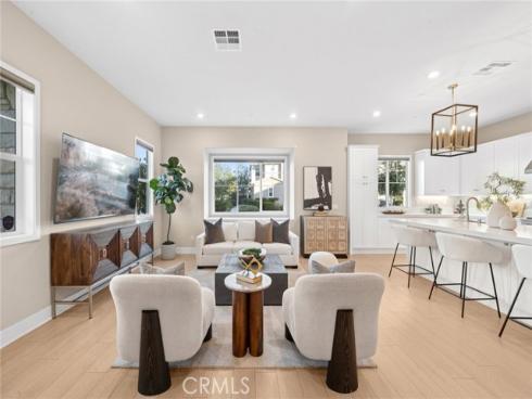 126 Scale , Irvine, CA