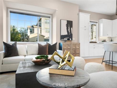 126 Scale , Irvine, CA