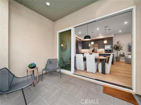 163 Crossover , Irvine, CA