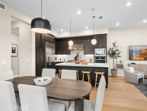 163 Crossover , Irvine, CA