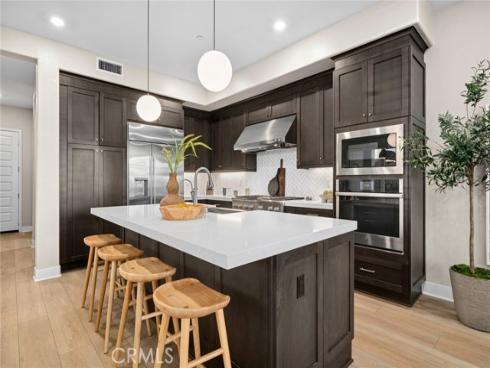 163 Crossover , Irvine, CA