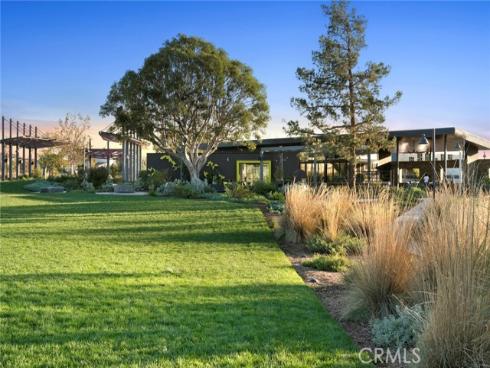 163 Crossover , Irvine, CA