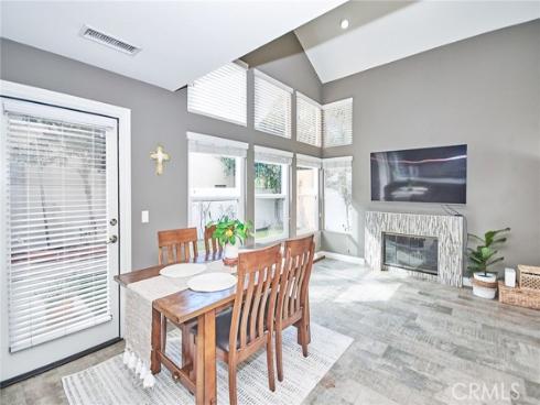 19  Las Cruces  , Irvine, CA