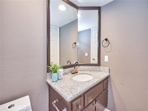 19  Las Cruces  , Irvine, CA