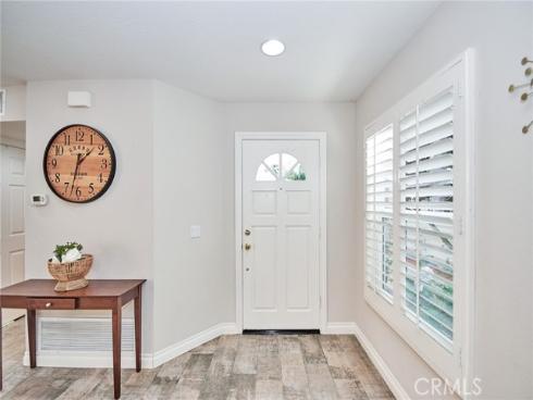 19  Las Cruces  , Irvine, CA