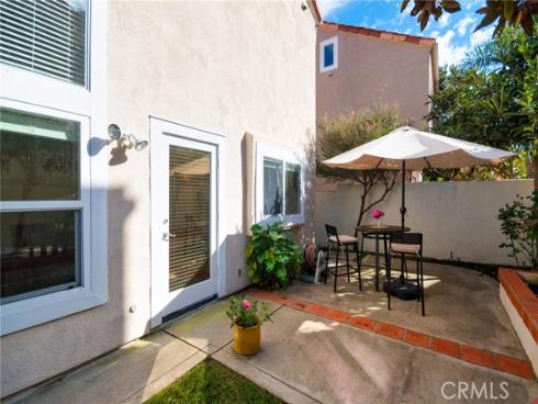 19  Las Cruces  , Irvine, CA