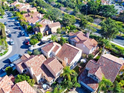 19  Las Cruces  , Irvine, CA