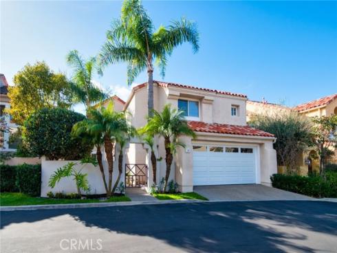 19  Las Cruces  , Irvine, CA