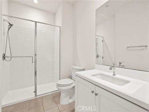 753 Spring Gdn , Irvine, CA