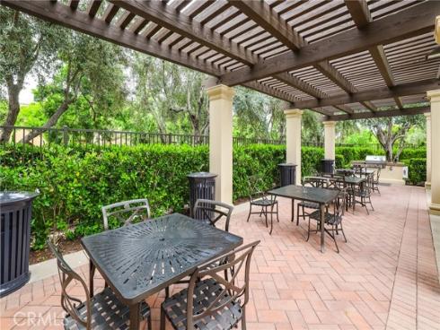 753 Spring Gdn , Irvine, CA