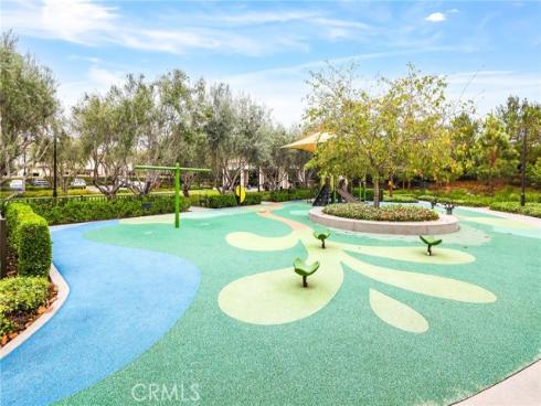 753 Spring Gdn , Irvine, CA